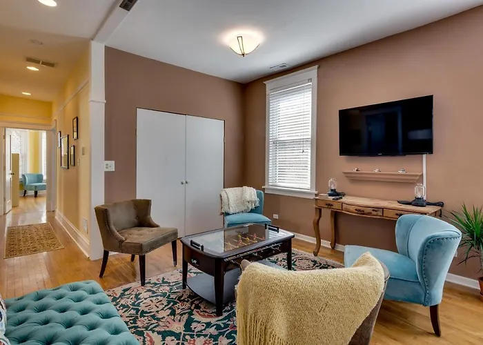 Warm & Comforting 4Br 2Ba In Andersonville Апартаменты Чикаго